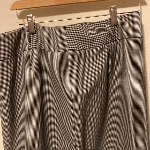 Tahari Houndstooth blazer jacket and skirt suit size 14 classy business suit - Picture 13 of 17